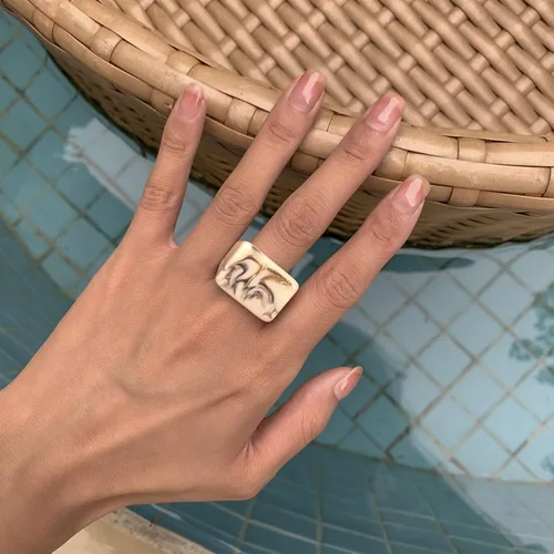 Miniatura 2 de Anillos gruesos de resina multicolor para mujeres y niñas, anillos de resina acrílica, anillos exagerados para nudillos, anillos geométricos
