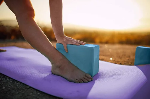 Miniatura 7 de Sol Living Bloques de yoga, paquete de 2 cojines de yoga de espuma EVA de alta densidad, para estirar, pilates, meditación, equipo de ejercicio