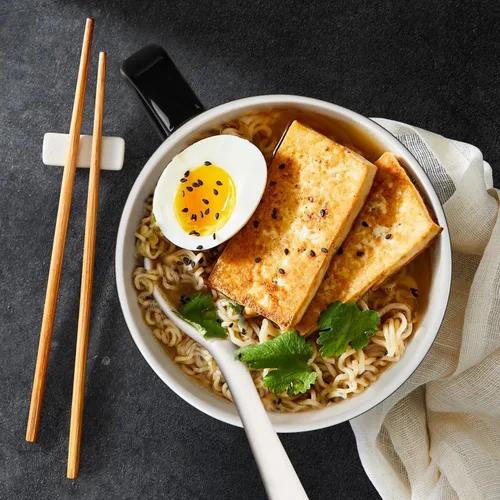 Miniatura 4 de Tazones de sopa con asas y cucharas, cuenco de cerámica para ramen de 30 onzas con tapa, tazas grandes para fideos instantáneos, cuencos grandes