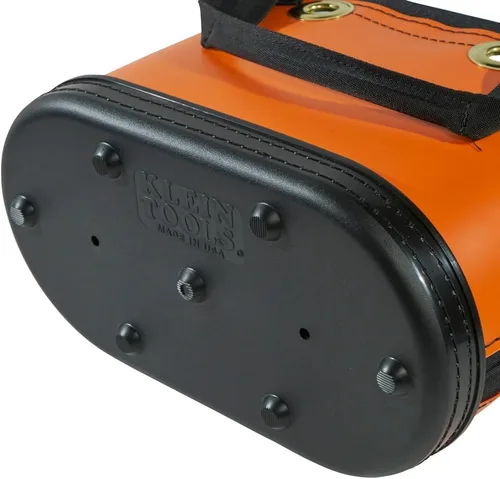 Miniatura 9 de Klein Tools 5144HBS Cubo de cuerpo duro, organizador ovalado para herramientas con funda para cuchillos y 14 otros bolsillos, naranja/negro