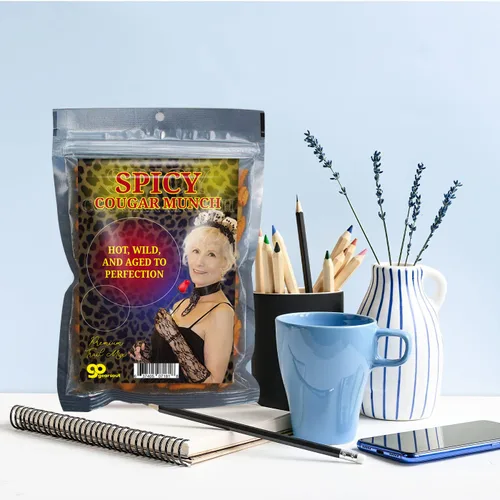Miniatura 8 de Mezcla de condimentos picantes Cougar Munch - Divertido diseño de abuela caliente - Regalos comestibles para hombres - Mezcla picante, hecha