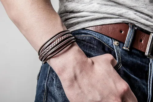 Miniatura 3 de SERASAR Premium Leather Bracelet [Braid] for Men in Black & Brown Various Lengths Magnetic Stainless Steel Clasp Exclusive Jewellery Box