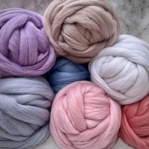 Miniatura 4 de Revolution Fibers Lana Corriedale teñida 8.2 onzas de parte superior de lana peinada de primera calidad 26 micras, 100% lana Corriedale pura