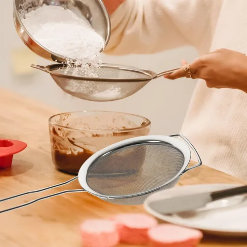 Miniatura 7 de GLEAVI Colador de leche de soja de malla fina tamiz de cocina para filtro de aceite de sopa, diseño de mano para uso en restaurantes caseros
