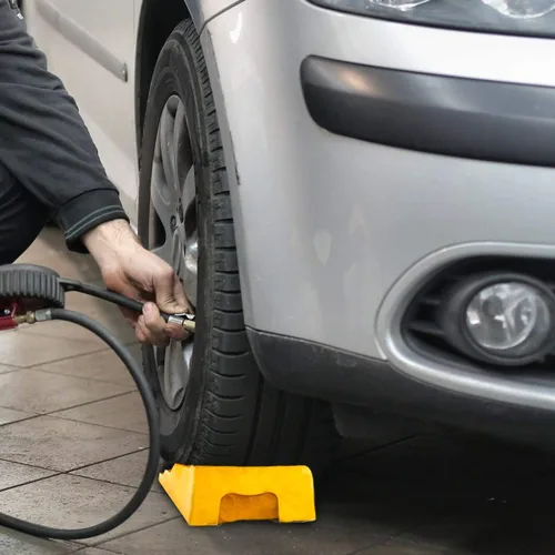 Miniatura 6 de Rampas de nivelación amarillas para automóvil: juego de 2 rampas para automóvil, triple nivelador, material resistente en terrenos irregulares