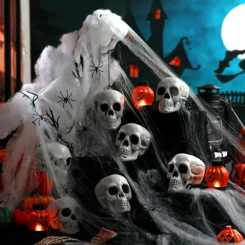 Miniatura 3 de Lenwen 12 piezas de decoración de cráneo de Halloween para colgar en el árbol de Navidad, cráneos pequeños de plástico para Halloween, cabeza