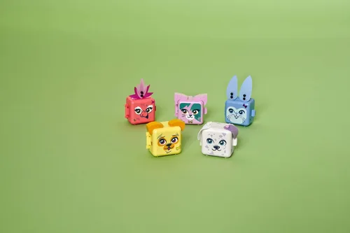 Miniatura 7 de LEGO Friends Emma's Dalmatian Cube 41663 Kit de construcción; juguete creativo para cachorros, regalo creativo para niños, viene con un juguete