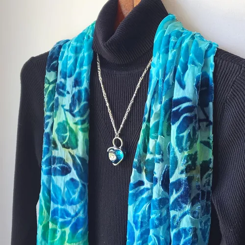 Miniatura 25 de Handmade Glass Chunky Heart Necklace