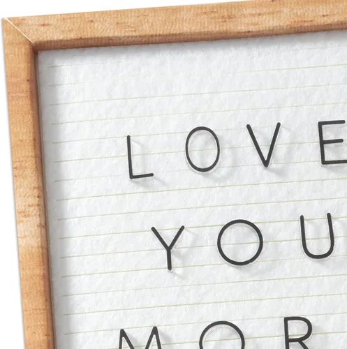 Miniatura 4 de Tarjeta de cumpleaños romántica Hallmark Signature (Love You More Letterboard)