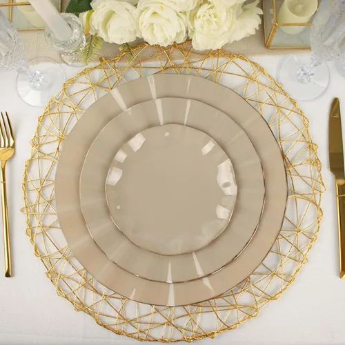 Miniatura 24 de Tableclothsfactory Paquete de 10 platos redondos de plástico negro de 6 pulgadas para ensalada de postre, platos desechables con borde ondulado