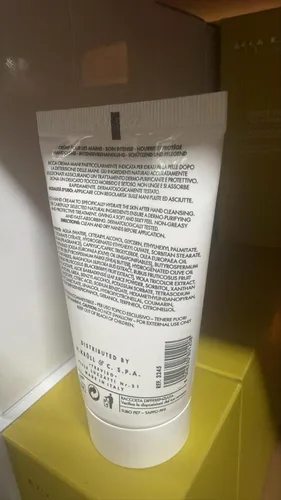 Miniatura 2 de ACCA KAPPA Crema de manos de musgo blanco 2.5 fl oz (853245)