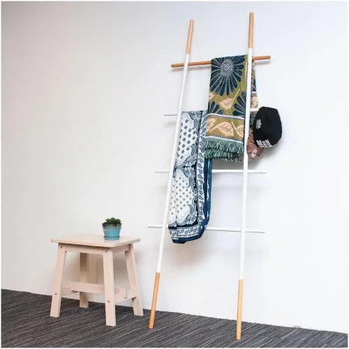 Miniatura 6 de Toallero independiente para escaleras, ahorro de espacio, madera antiarañazos, para uso doméstico, color blanco