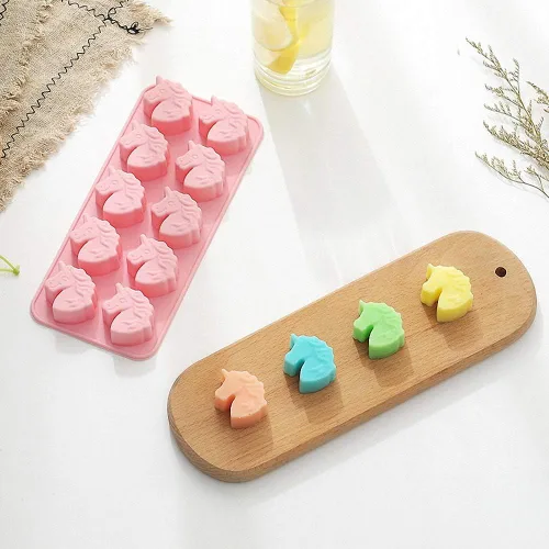 Miniatura 6 de MoldFun Juego de 2 moldes de silicona con cabeza de unicornio para hacer chocolate duro, gelatina, gelatina, pequeñas bombas de baño para hornear