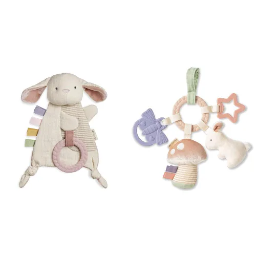 Itzy Ritzy - Bitzy Crinkle - Conejito de juguete sensorial con sonido arrugado para bebés y niños pequeños - Cuenta con juguete de actividad de