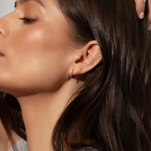 Miniatura 2 de Kainier Aretes de aro chapados en oro de 18 quilates con circonita cúbica, aretes de cartílago, hipoalergénicos para mujeres y niñas, color rosaoro