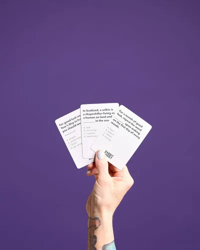 Miniatura 6 de Conejo conejo: un juego de supersticiones por Pink Tiger Games, juego de cartas