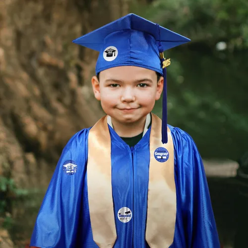 Miniatura 6 de Zhanmai Juego de estola de bata de graduación para preescolar y jardín de infantes 2025 con calcomanía de certificado de borla para regalo de niños