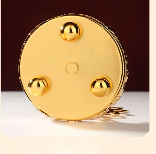 Miniatura 6 de Lámpara de mantequilla Ghee Portavelas de taza dorada Lámpara de aceite de latón tibetano Suministros de altar budista Hueco de metal tallado luz