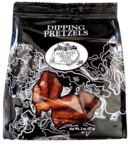 Miniatura 4 de Cesta de gourmet de regalo, incluye: salchichas ahumadas de verano, quesos 100 % de Wisconsin, galletas saladas, pretzels y mostaza agridulce
