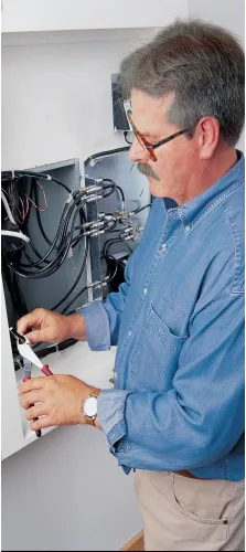 Miniatura 8 de Klein Tools - Alicate J248-8 para maestro, de corte en diagonal de gran fuerza con cabeza angulada, 8 pulgadas