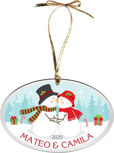Let's Make Memories Adorno Personalizado para la Primera Navidad de Parejas - Acrílico Ovalado Adorno Navideño 2025 Recuerdo - Decoración de Muñeco
