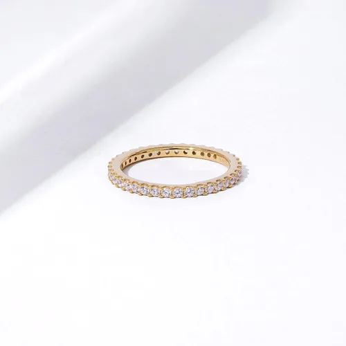 Miniatura 31 de Amazon Essentials Anillo de plata de ley chapada en platino o oro con circonita cúbica redonda de elementos infinitos
