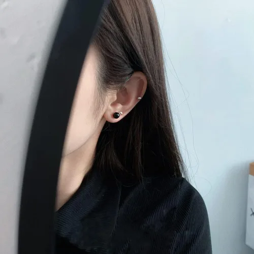 Miniatura 5 de Aretes redondos de plata de ley con ónix negro en joyería 100% hipoalergénica