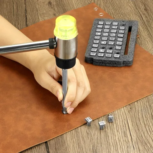 Miniatura 7 de QWORK Juego de sellos de cuero para trabajo de cuero, kit completo de 37 piezas con números, letras y mango de acero, tamaño de 1/4 pulgadas