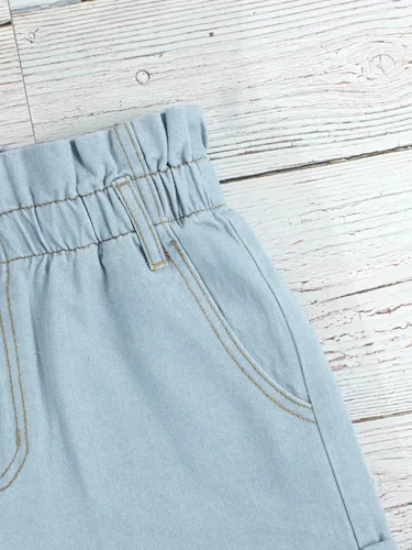Miniatura 4 de WDIRARA Pantalones cortos de mezclilla de pierna recta de cintura alta con botones frontales y cintura elástica para niña
