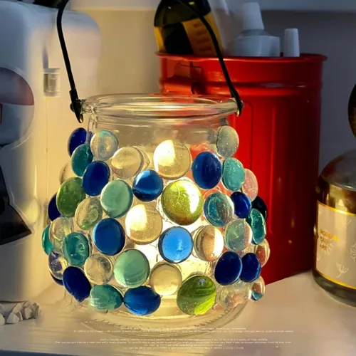 Miniatura 5 de FANTIAN Canicas de vidrio plano de 1 libra para jarrón, 100 piezas de guijarros de vidrio de color azul mezclado. Rocas de vidrio para rellenos