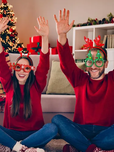 Miniatura 5 de Juego de 24 diademas de Navidad y marcos de gafas, recuerdos de fiesta de Navidad, lindo juego de anteojos con sombrero de Papá Noel, muñeco