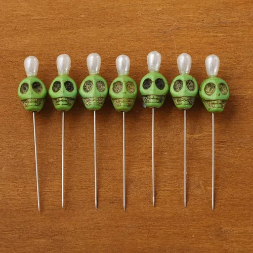 Miniatura 3 de BLESSUME 7pcs Candle Magick Ritual Pins Skull Top (Verde)