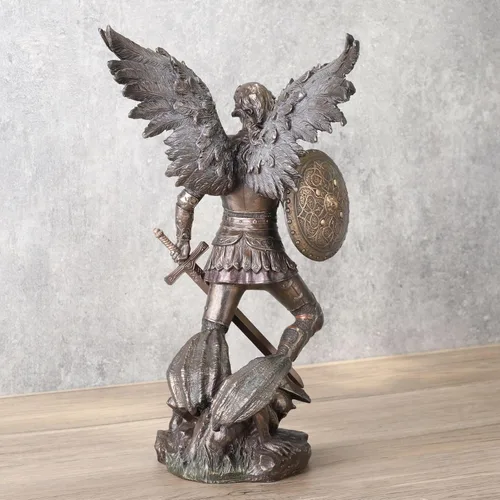 Miniatura 4 de San Miguel de 12.75 pulgadas de pie en el demonio con la estatua de espada y escudo