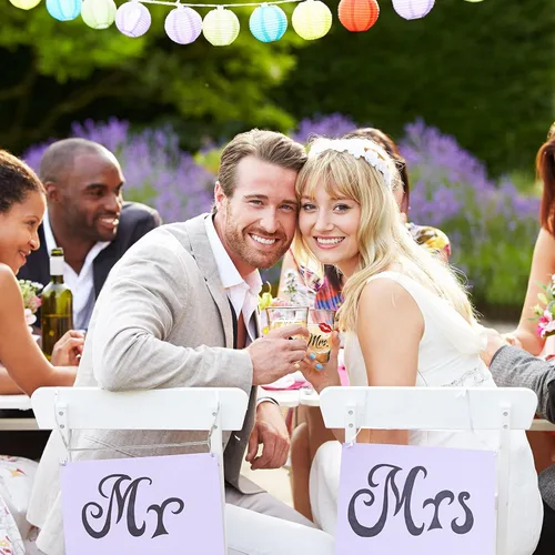 Miniatura 6 de 2 copas de vino de Mr and Mrs para novios, regalos de boda de 2 onzas, vasos de chupito sin tallo para bodas, fiestas, recién casados, parejas