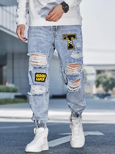 Miniatura 5 de Jeans para hombre Pantalones de mezclilla rasgados con letras parcheadas para hombre (Color lavado ligero, Talla L)