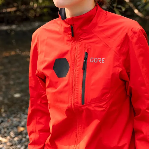Miniatura 5 de GEAR AID Tenacious Tape Gore-TEX - Parches de tela para fijar rápidamente agujeros y desgarros en chaquetas, guantes, pantalones de lluvia y esquí