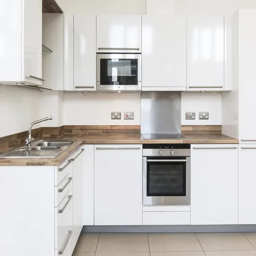 Miniatura 3 de TANONE Papel de contacto blanco de 17.7 x 196 pulgadas para encimeras de cocina, armarios, muebles, vinilo brillante autoadhesivo Blanco - Purpurina