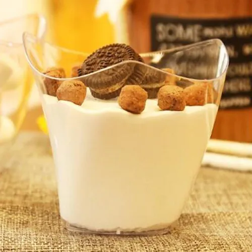 Miniatura 8 de Tosnail Paquete de 50 vasos triangulares de postre de 4 onzas, vasos desechables de plástico con 50 cucharas de postre de plástico