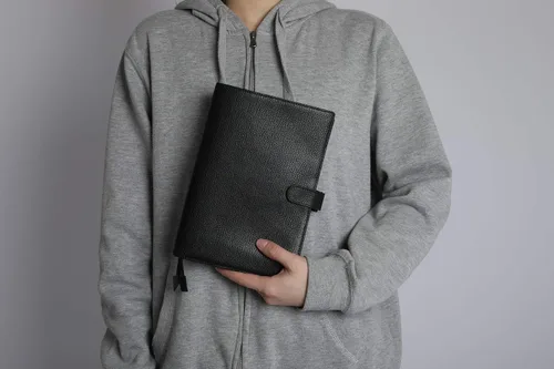 Miniatura 6 de Funda para planificador de cuero genuino A5 Organizador personal, compatible con cuadernos planificadores A5 de tamaño Stalogy Hobonichi (Negro)