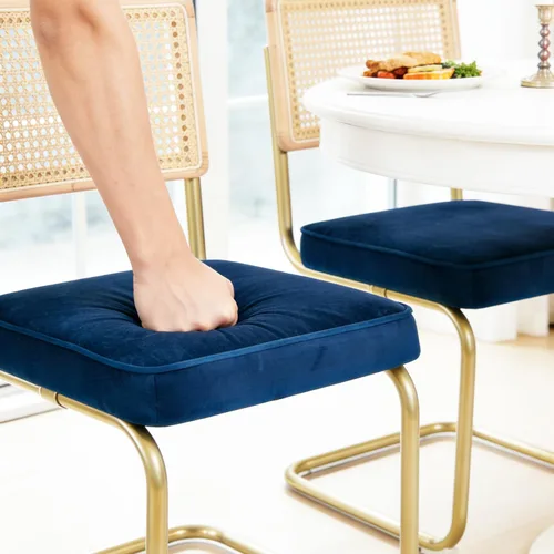 Miniatura 6 de CangLong Juego de 2 sillas de comedor de terciopelo, sillas de comedor de ratán con patas de metal y respaldo de ratán de malla natural, sillas