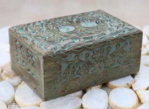 Miniatura 4 de DharmaObjects Caja de almacenamiento de madera tallada a mano (6 x 4 pulgadas, verde)