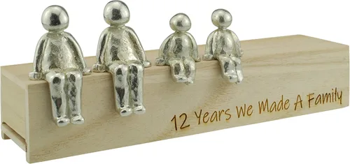 Miniatura 6 de Idea para el 12º aniversario – 12 años que hicimos un adorno de metal familiar – Elige tu combinación familiar (1 niño)