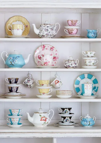 Miniatura 2 de Royal Albert 100 años 1990 - Juego de 3 piezas (taza de té, platillo y plato de 8")