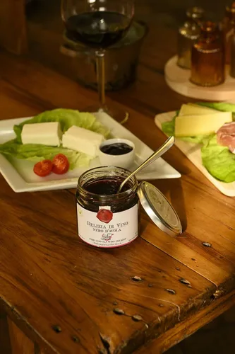 Miniatura 2 de Frantoi Cutrera Delizia di Vino Nero D'Avola Wine Delight Jelly