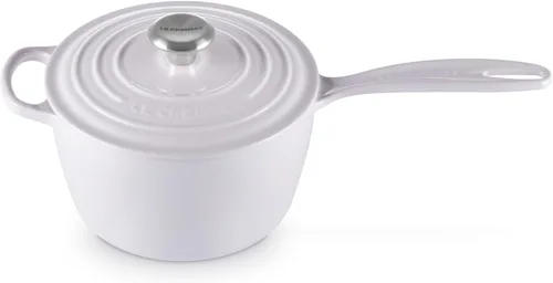 Miniatura 14 de Le Creuset Cacerola Signature de hierro fundido esmaltado, 2.25 cuartos de galón., Marsella Marseille