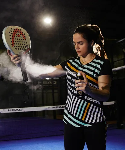 Miniatura 4 de 4on Total Grip Spray – Spray antideslizante para mejorar tu agarre. Eficaz para pádel y pickleball – Proporciona el máximo agarre y fricción