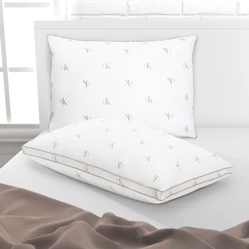 Miniatura 2 de Calvin Klein Logo Medium 20 x 36 pulgadas - Juego de 2 almohadas de cama para dormir, color blanco