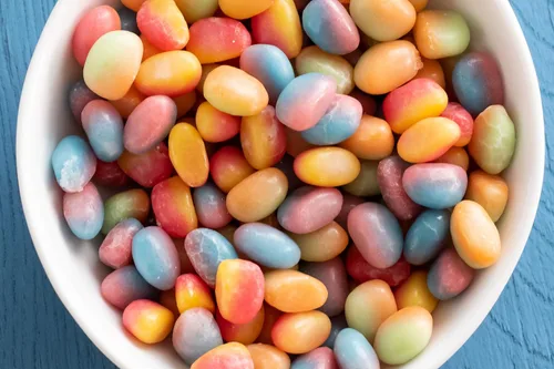 Miniatura 2 de Trolli Sour Brite Eggs, Surtidos 4.0 Onzas