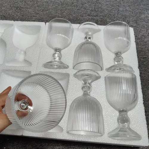 Miniatura 5 de Taganov Juego de 6 copas de vino transparentes vintage para beber vasos de vino en relieve, 13 onzas para boda, fiesta, bar, Navidad Azul