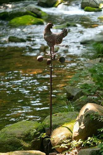Miniatura 8 de Molinillo de viento grande de 79 pulgadas para exteriores, arte de metal para gallina, esculturas de viento cinético 3D y decoración de hilanderos